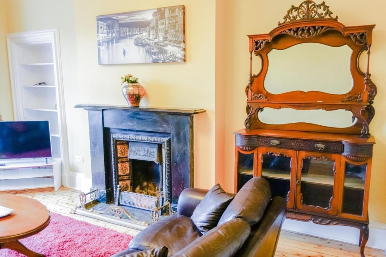 Newly Furnished 2 Bedroom Apartment On Leith Walk Единбург Екстериор снимка